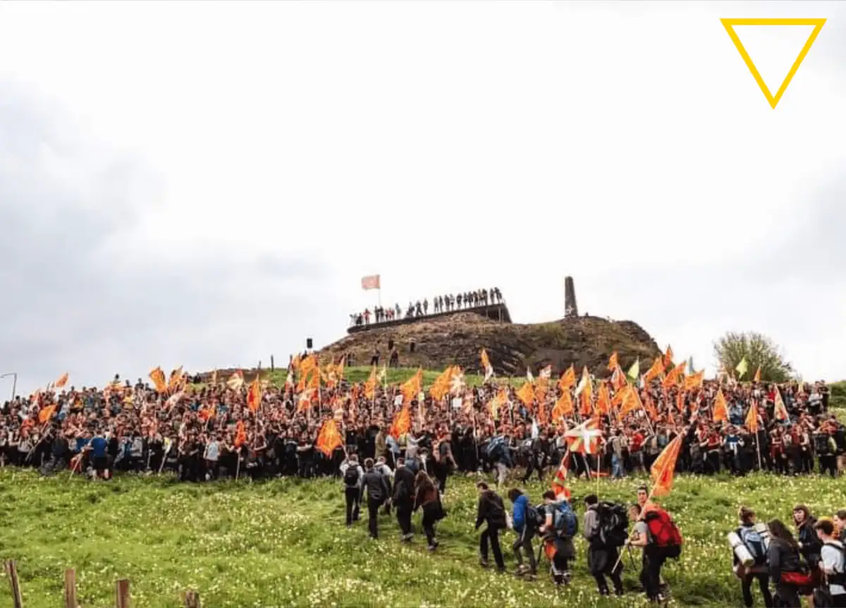 Cinquecento anni e ancora in piedi! I giovani baschi in marcia