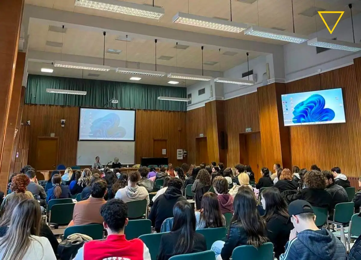 In università si parla di emigrazione dalla Sicilia: grande partecipazione degli studenti