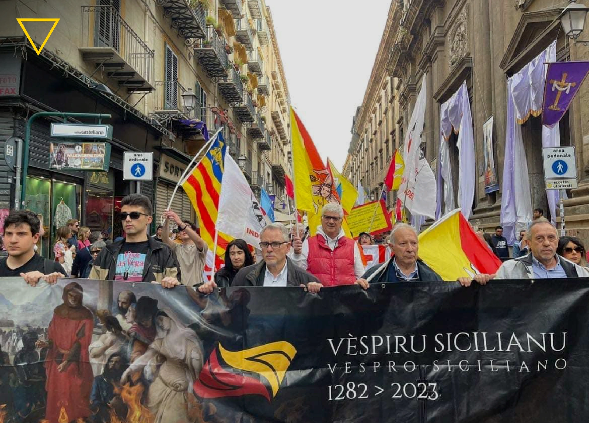 500 indipendentisti in marcia a Palermo per ricordare i Vespri siciliani